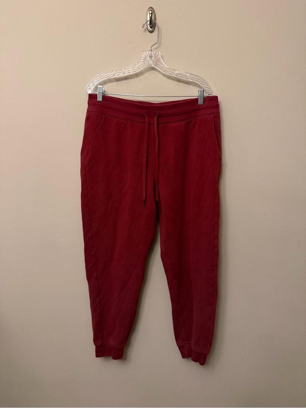 lululemon athletica Women’s Scuba Sweats Crimson